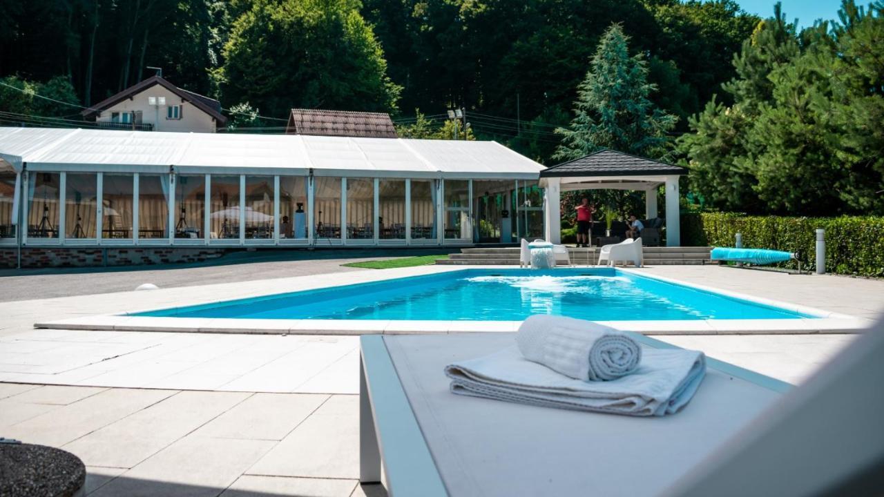 Hotel & Restaurant Se-Mi Veliko Trgovišće Buitenkant foto